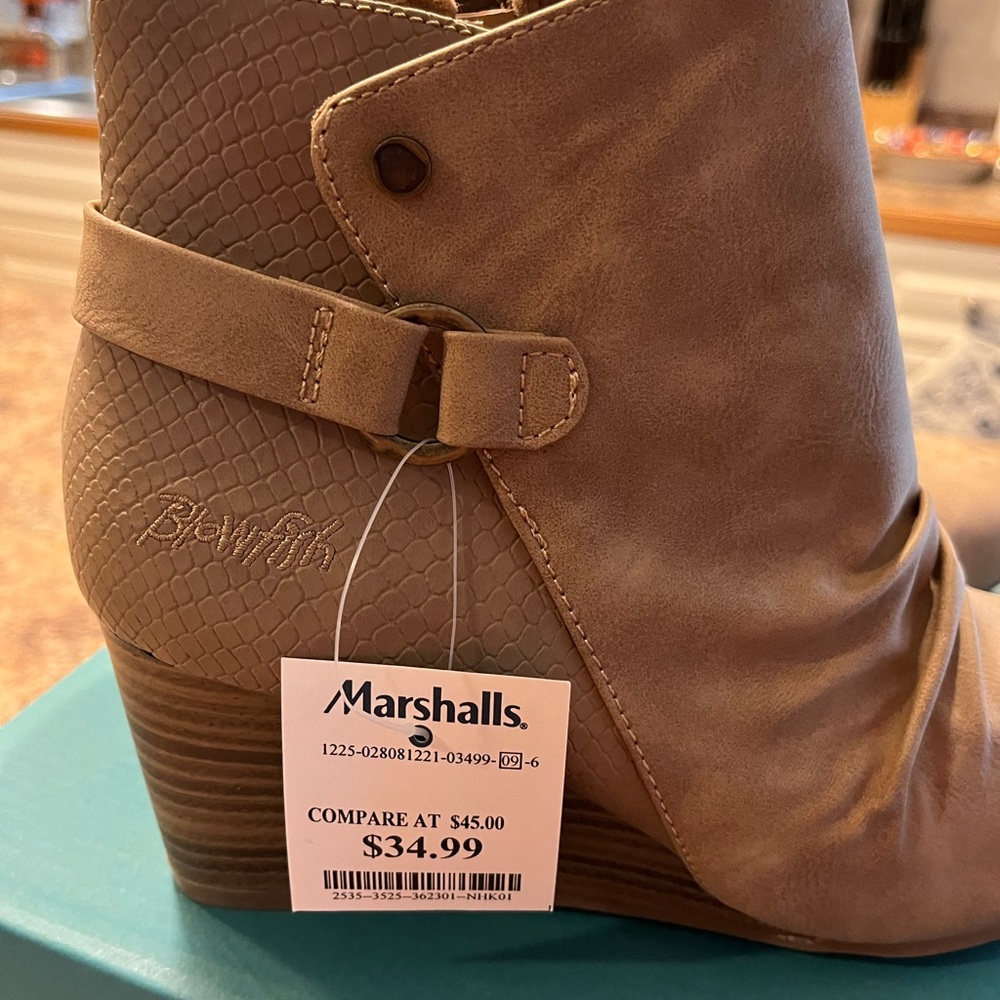 New Blowfish Booties. Size 9. Light tan color, wedge heel, very stylish.